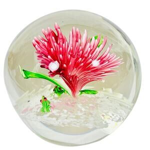 Pink Flower with Frogs Art Glass Hand Blown Paperweight White Green 3.5"